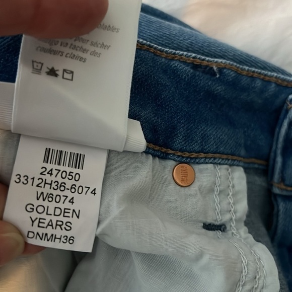 PAIGE Genevieve Modern High Rise Flare Jeans in Golden Years Size 32 NWT! - Picture 8 of 16